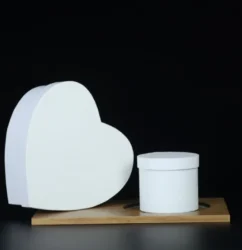 Embrace Elegance with Our Customizable Heart-Shaped Box