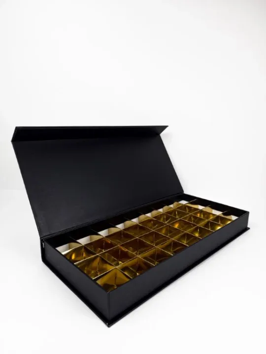 Magnetic Flap chocolate gift boxes Dubai Large Size